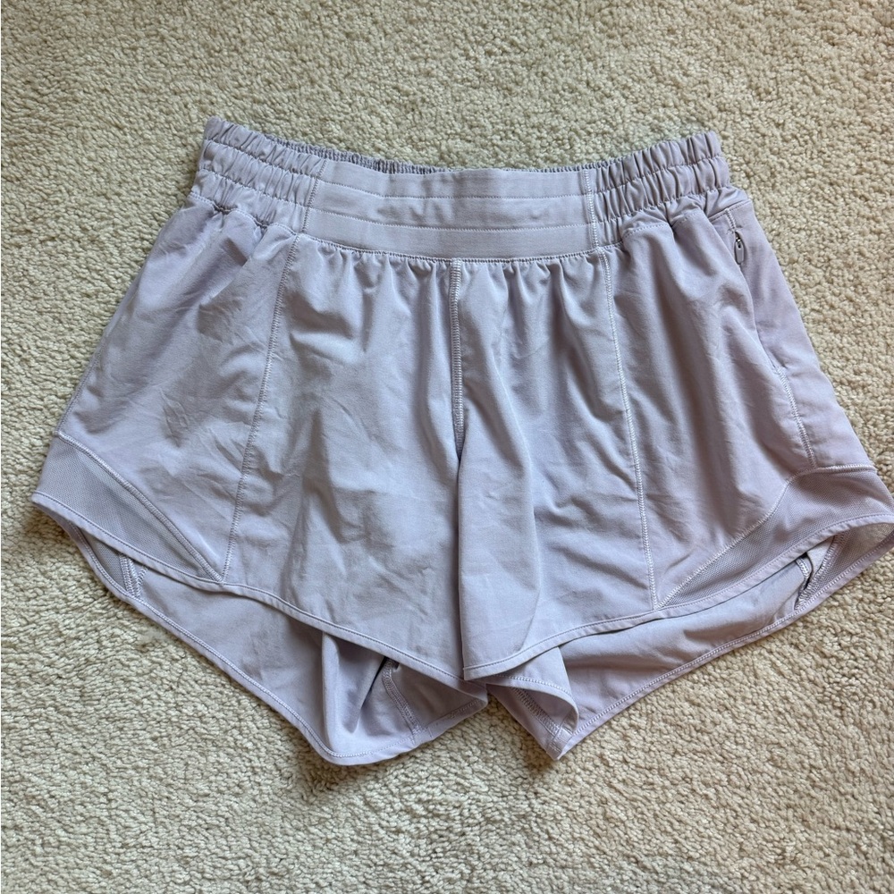 Lululemon Hotty Hot Short II *Long 4" Light Lavender size 6 Tall